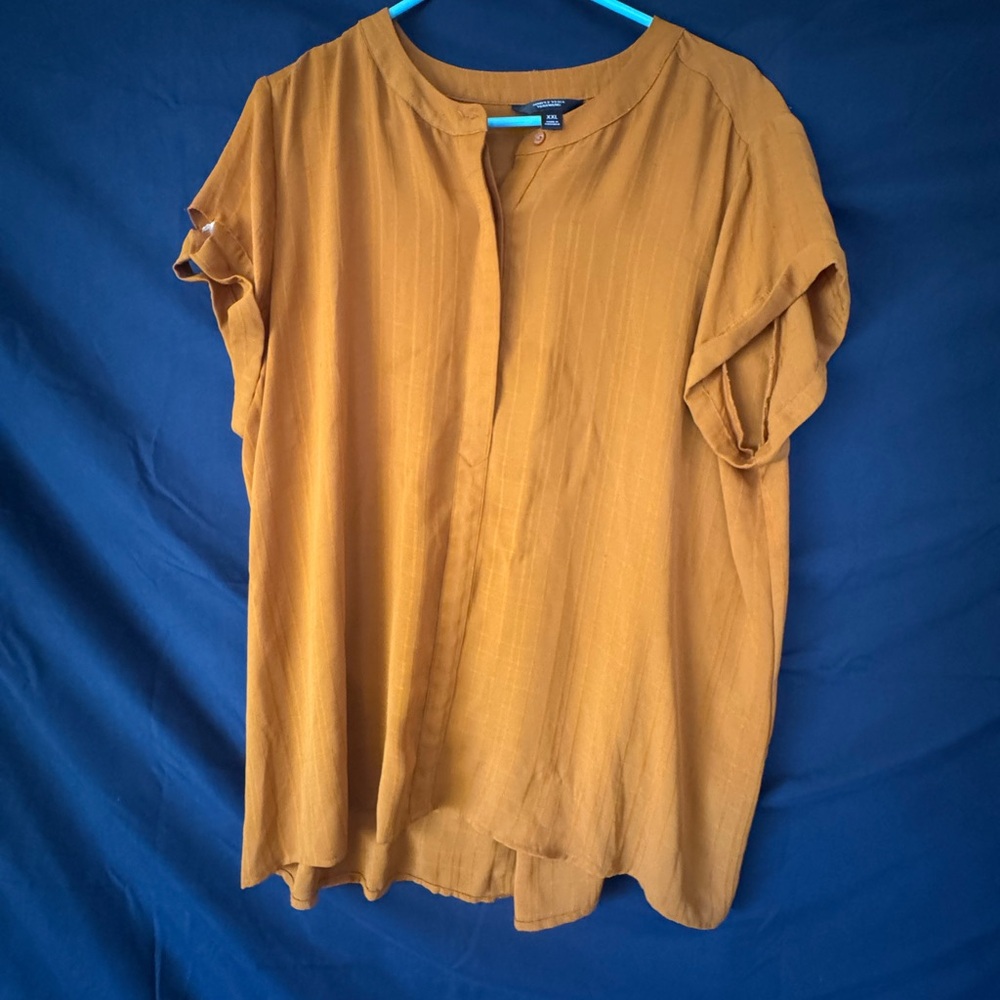 Simply Vera Vera Wang Mustard Short-Sleeve Split-Neck Blouse